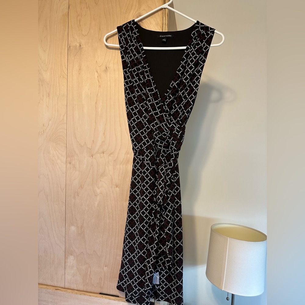 41 Hawthorne Black and White Geometric Dress